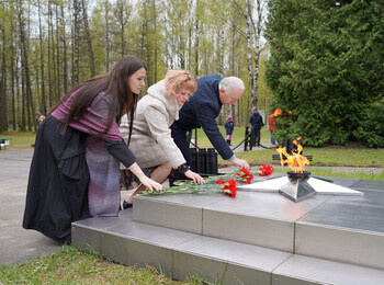Торжественно-траурное мероприятие с захоронением останков воинов Красной армии