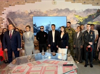 В Путиловской школе открыли Комнату боевой славы